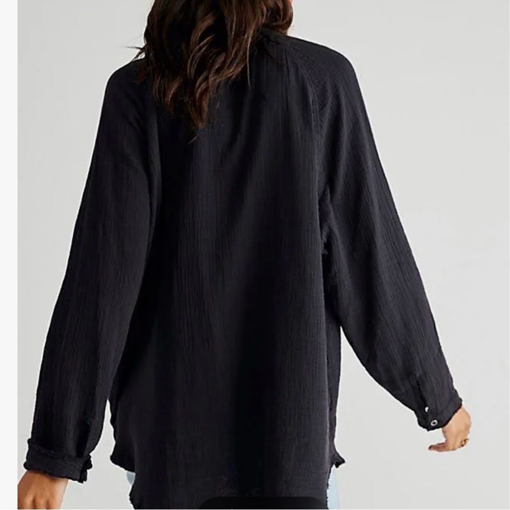 We The Free Tops We The Free Summer Daydream Buttondown - Picture 2 of 5